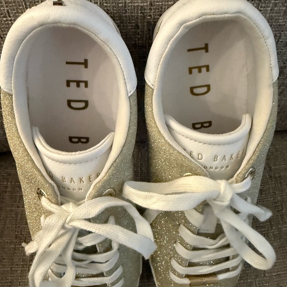 Ted Baker Feeke Gold Metallic Glitter Sneakers Size 8 New - Picture 8 of 16